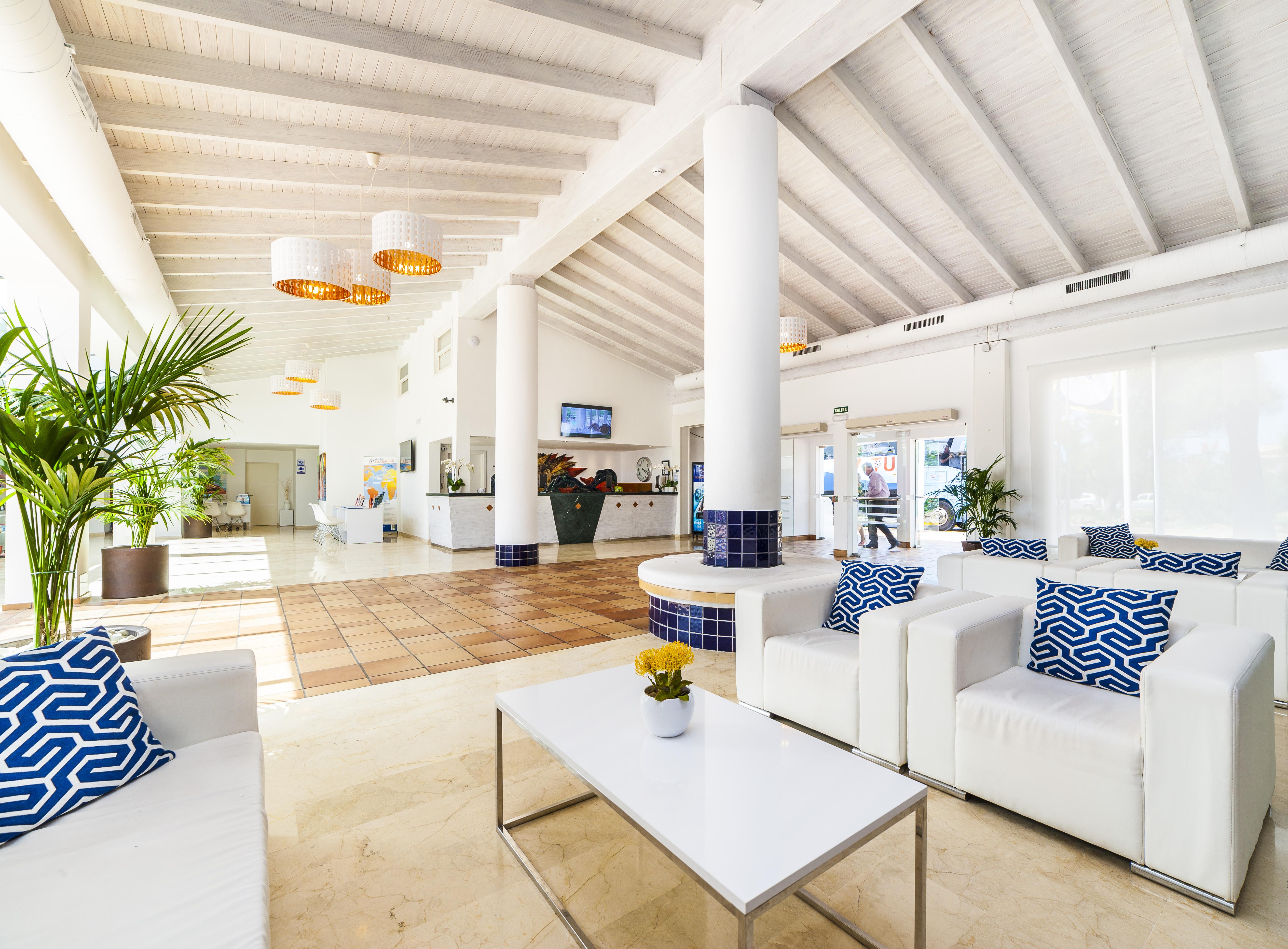 Globales Bouganvilla Aparthotel Sa Coma (Mallorca)