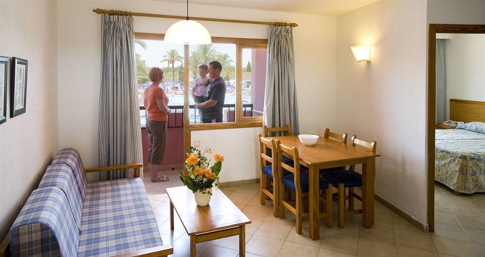Globales Bouganvilla Apartahotel Sa Coma (Mallorca)